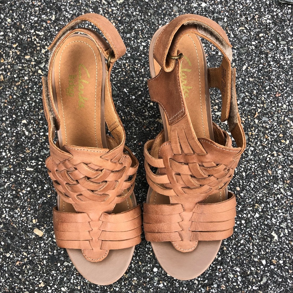 NWOT Clark’s Indigo Heels